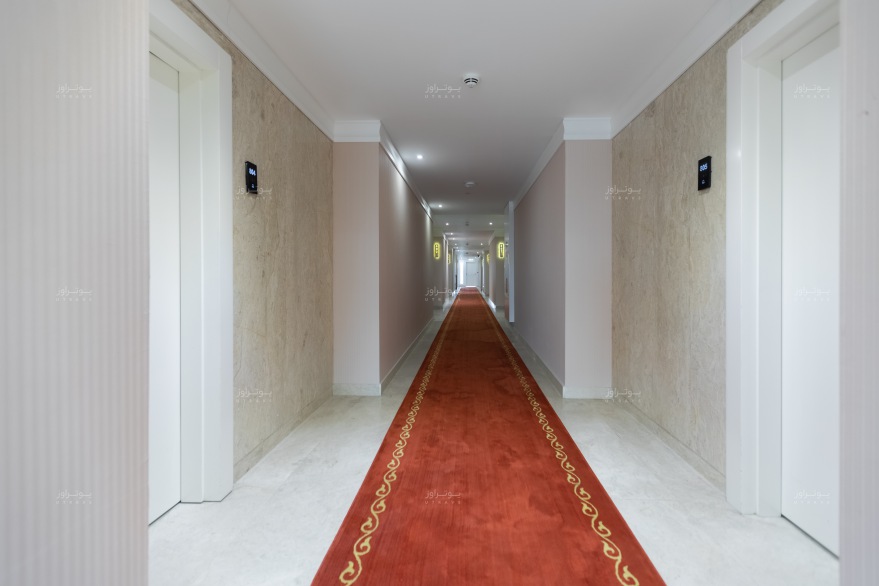 راهروی طبقات هتل اترک مشهد